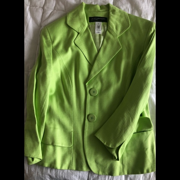 🍏Stunning Jacket from Jones New York Essentials🍏 - Picture 2 of 9